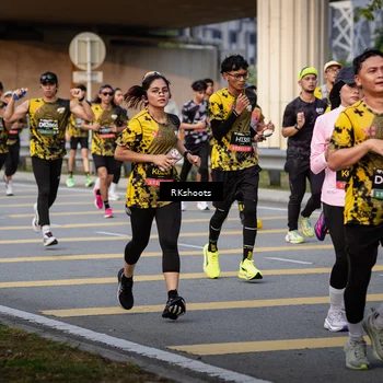 Runner Photo 6427641