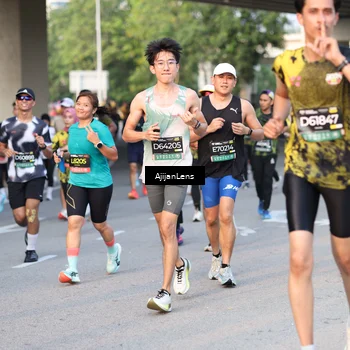 Runner Photo 6427643