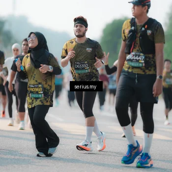 Runner Photo 6427650