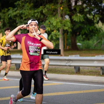 Runner Photo 6427670
