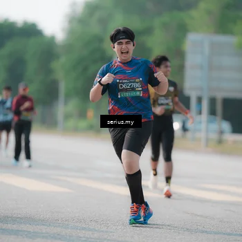 Runner Photo 6427686