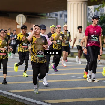 Runner Photo 6427695