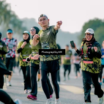 Runner Photo 6427696