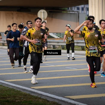 Runner Photo 6427712