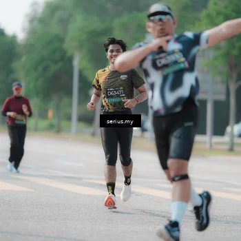 Runner Photo 6427715