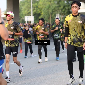 Runner Photo 6427717
