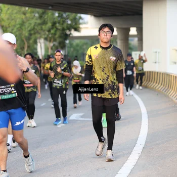 Runner Photo 6427726