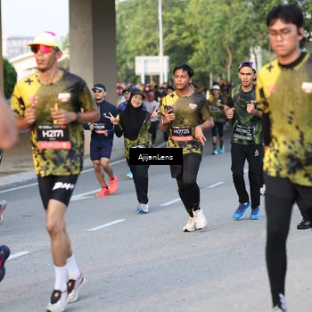 Runner Photo 6427736