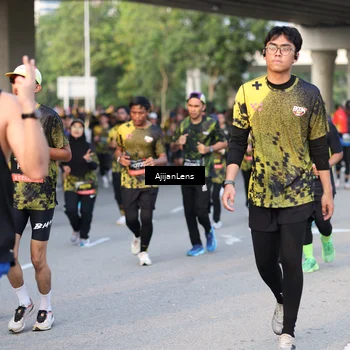 Runner Photo 6427743