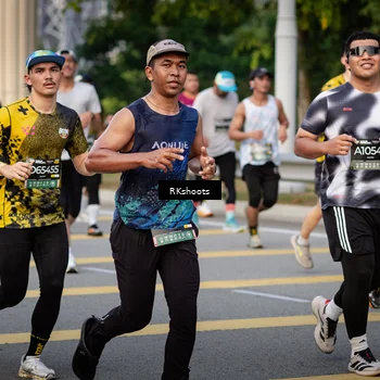 Runner Photo 6427745