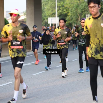 Runner Photo 6427749