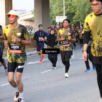 Runner Photo 6427771