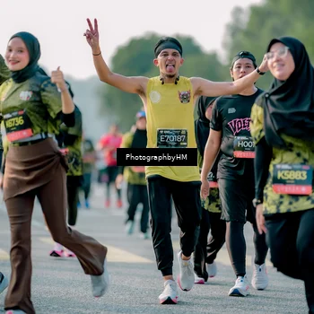 Runner Photo 6427781