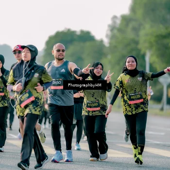 Runner Photo 6427785