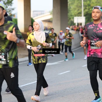 Runner Photo 6427812