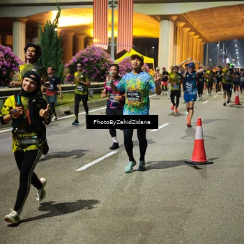 Runner Photo 6427831