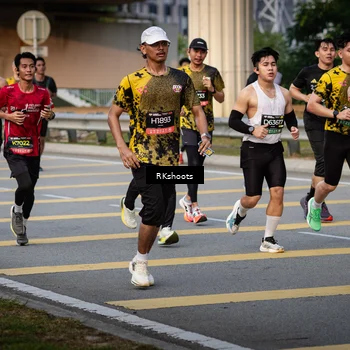 Runner Photo 6427855