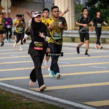 Runner Photo 6427887
