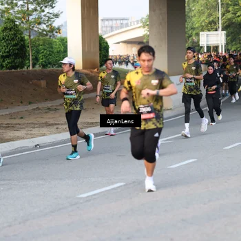 Runner Photo 6427906