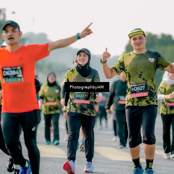 Runner Photo 6427913