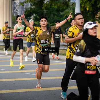 Runner Photo 6427939