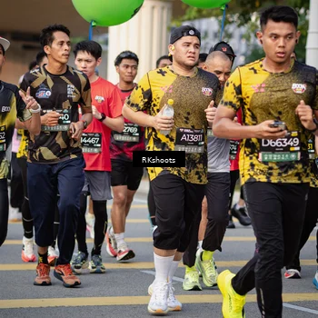 Runner Photo 6427944
