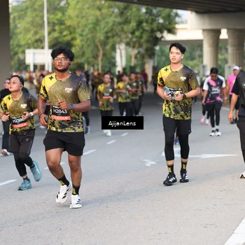 Runner Photo 6427983