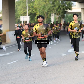 Runner Photo 6428009