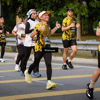 Runner Photo 6428025