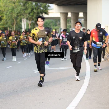 Runner Photo 6428030