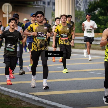 Runner Photo 6428036