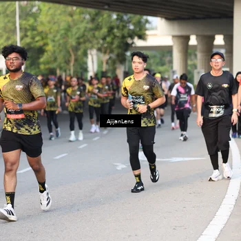 Runner Photo 6428040