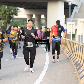 Runner Photo 6428070