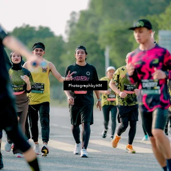 Runner Photo 6428088