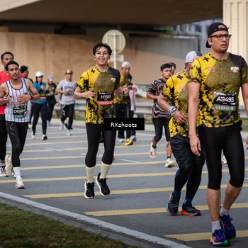 Runner Photo 6428102