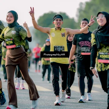 Runner Photo 6428110