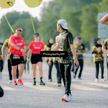 Runner Photo 6428115