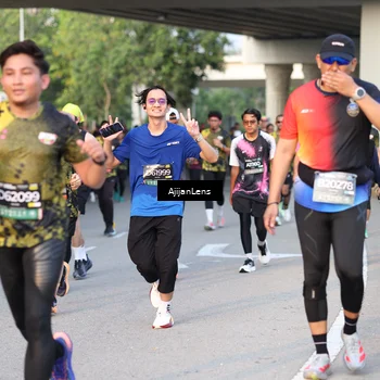 Runner Photo 6428129