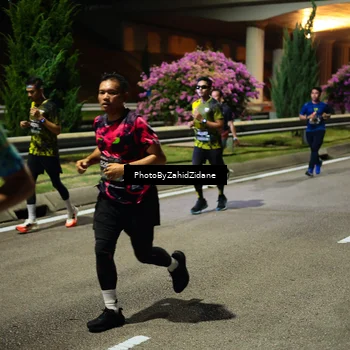 Runner Photo 6428140