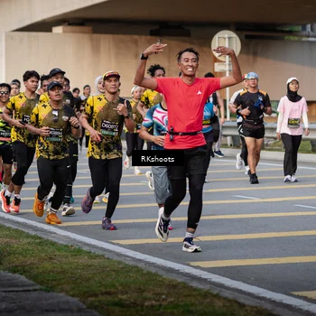 Runner Photo 6428155