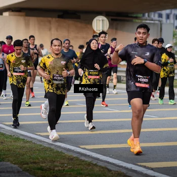 Runner Photo 6428161