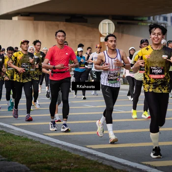 Runner Photo 6428166