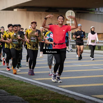 Runner Photo 6428169