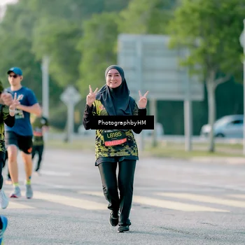 Runner Photo 6428182