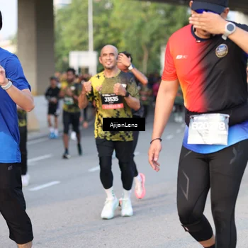 Runner Photo 6428184
