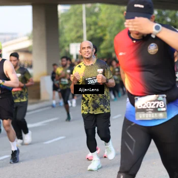 Runner Photo 6428216