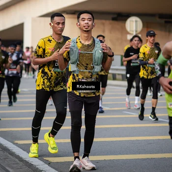 Runner Photo 6428219