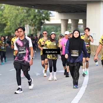 Runner Photo 6428222