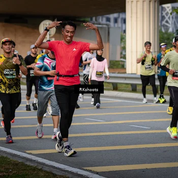 Runner Photo 6428227
