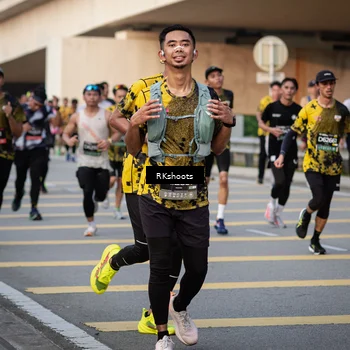 Runner Photo 6428235